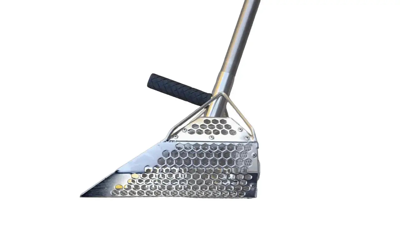 Unbreakable Stainless Steel Beach Sand Scoop - Sandpiper LionOx Distribution (XPAU)